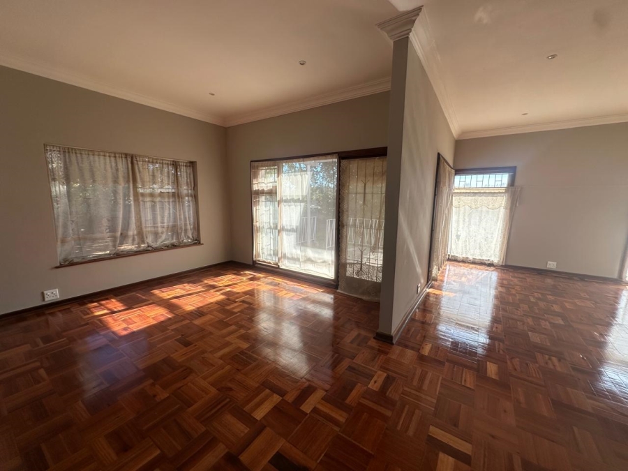 4 Bedroom Property for Sale in Bothasrus Eastern Cape
